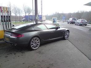 最新阿斯頓馬丁爆料新聞,顛覆傳統(tǒng)，引領未來豪華車潮流